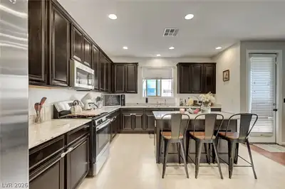 6580 Pine Hall Avenue, Las Vegas