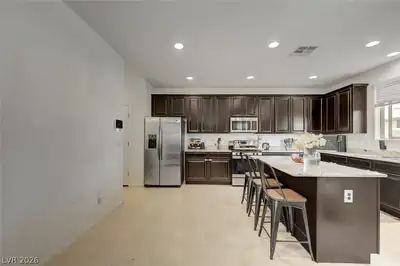 6580 Pine Hall Avenue, Las Vegas, NV 89122 