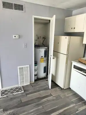 3718 Hazelwood Street 23 Utility Room