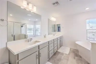 7128 Bold Rock Avenue, Las Vegas, NV 89113 Primary Bathroom