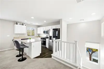 8933 Jamie Lee Avenue Kitchen