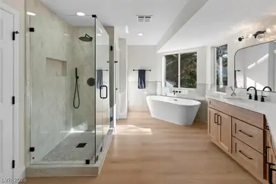21 Antero Drive, Henderson, NV 89074 Primary Bathroom