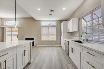 419 Viewmont Drive, Henderson