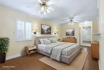623 I Avenue Primary Bedroom
