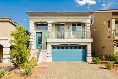 7056 Adler Falls Street Las Vegas, NV 89118