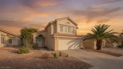 5332 Desert Blossom Road, Las Vegas, NV 89107 Front of Structure