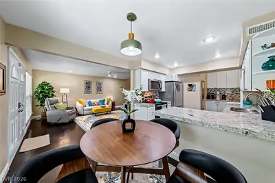 3173 Pinehurst Drive C Living Room