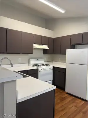 4611 KRISSYLOUISE Way C Kitchen