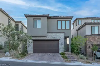 11620 Desert Hollow Avenue, Las Vegas, NV 89138 Front of Structure