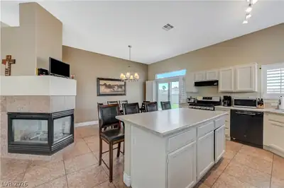 740 Camino Del Ray Kitchen