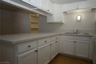 302 Eastminister Court A Kitchen