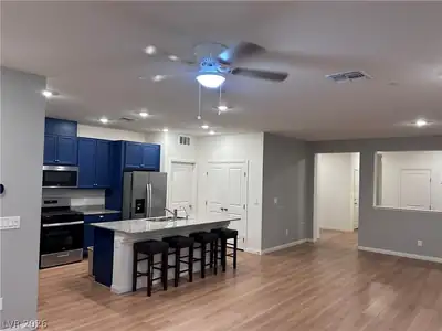 10855 Gentle Crest Avenue, Las Vegas, NV 89166 Kitchen