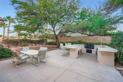 2409 Sierra Sage Street, Las Vegas, NV 89134 Patio