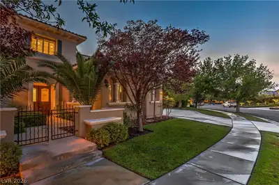 11965 PORT LABELLE Drive, Las Vegas, NV 89141 