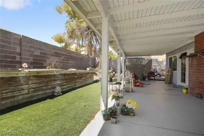 6721 North Brunswick Circle Patio