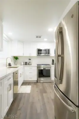 1917 Wengert Avenue, Las Vegas, NV 89104 Kitchen