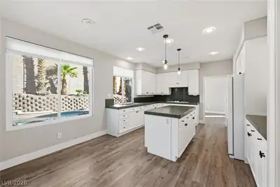 2218 Armacost Drive, Henderson, NV 89074 Kitchen