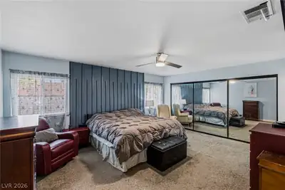 4476 Sunny Dunes Drive, Las Vegas, NV 89121 Primary Bedroom