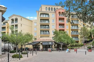 30 Strada Di Villaggio 210, Henderson