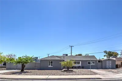 4401 Dover Place Las Vegas, NV 89107