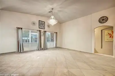 4613 Mohawk River Avenue, North Las Vegas, NV 89031 Living Room
