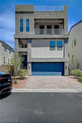 7760 Misty Oaks Avenue, Las Vegas, NV 89113 Front of Structure