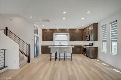 7760 Misty Oaks Avenue, Las Vegas, NV 89113 Kitchen