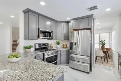 8404 Shore Breeze Drive, Las Vegas, NV 89128 Kitchen