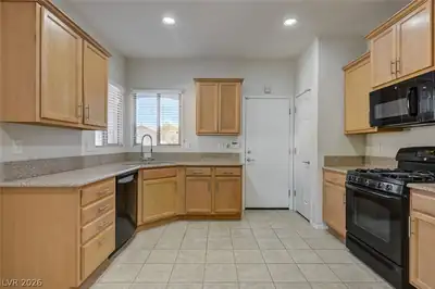 6092 Tokara Avenue Kitchen