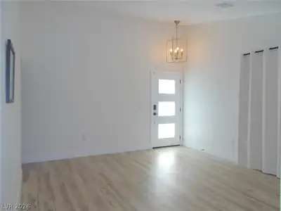 519 Crimson View Place 