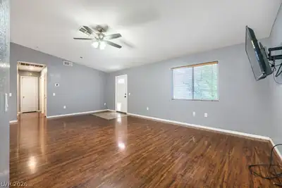 5271 Mineral Lake Drive Living Room
