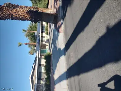 325 Park Way West, Las Vegas