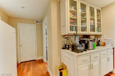 1818 Waldman Avenue, Las Vegas, NV 89102 