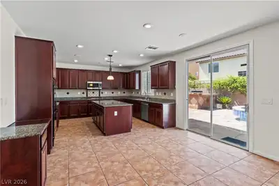 758 London Eye Court, Las Vegas, NV 89178 Kitchen