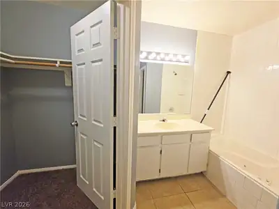 1444 Star Road 3 Primary Bathroom