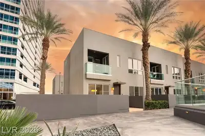4545 Dean Martin Drive 101 Front of Structure