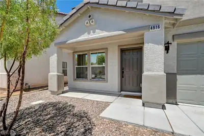 4916 Apache Valley Avenue, Las Vegas, NV 89131 Front of Structure