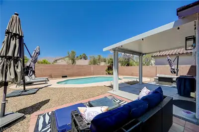 4916 Apache Valley Avenue, Las Vegas, NV 89131 Pool