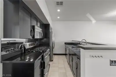 4565 Dean Martin Drive 102 Kitchen