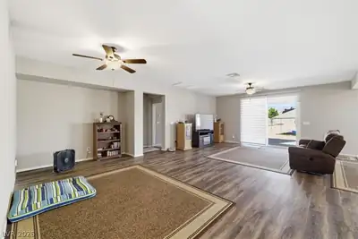 4700 Suntree Court, Pahrump, NV 89061 Living Room