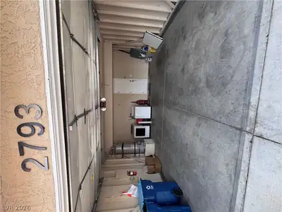 2793 Sandyfalls Way, Las Vegas, NV 89142 Garage