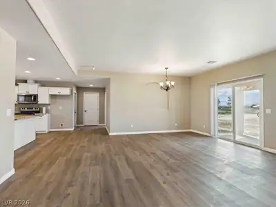 2101 East Dandelion Street Living Room