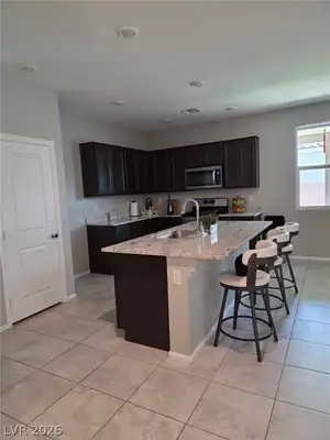 9628 Eamont River Street, Las Vegas, NV 89178 Kitchen