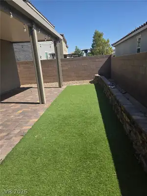 9628 Eamont River Street, Las Vegas, NV 89178 Yard