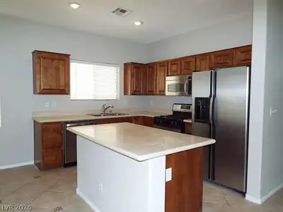 10825 Paradise Road, Henderson, NV 89052 Kitchen