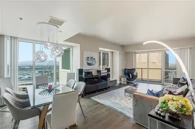 2700 Las Vegas Boulevard 2303 Living Room
