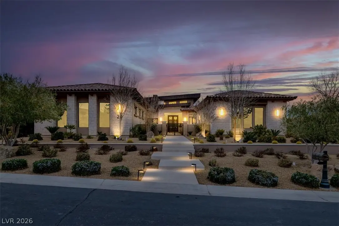 20 Pebble Hills Court, Las Vegas, NV 89141