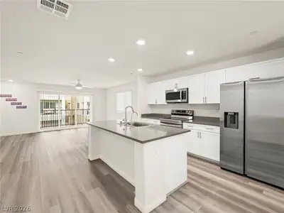 6888 Prairie Pearl Street, Las Vegas, NV 89148 Kitchen