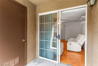2200 South Fort Apache Road 2210 Patio
