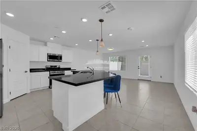 4907 Chidlaw Avenue 3 Kitchen